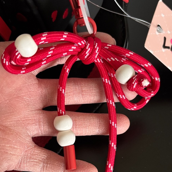 ☀️Betsey Johnson Black and Red Heart Crossbody Bag - Picture 5 of 10